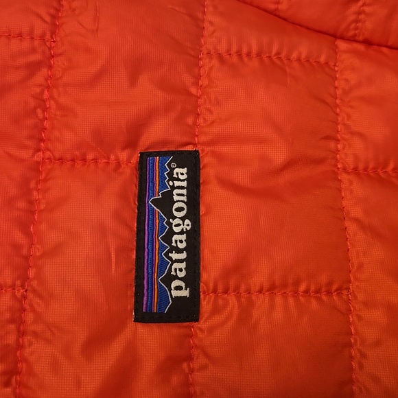 Patagonia Vibrant Orange Quilted Jacket - Picture 2 of 12